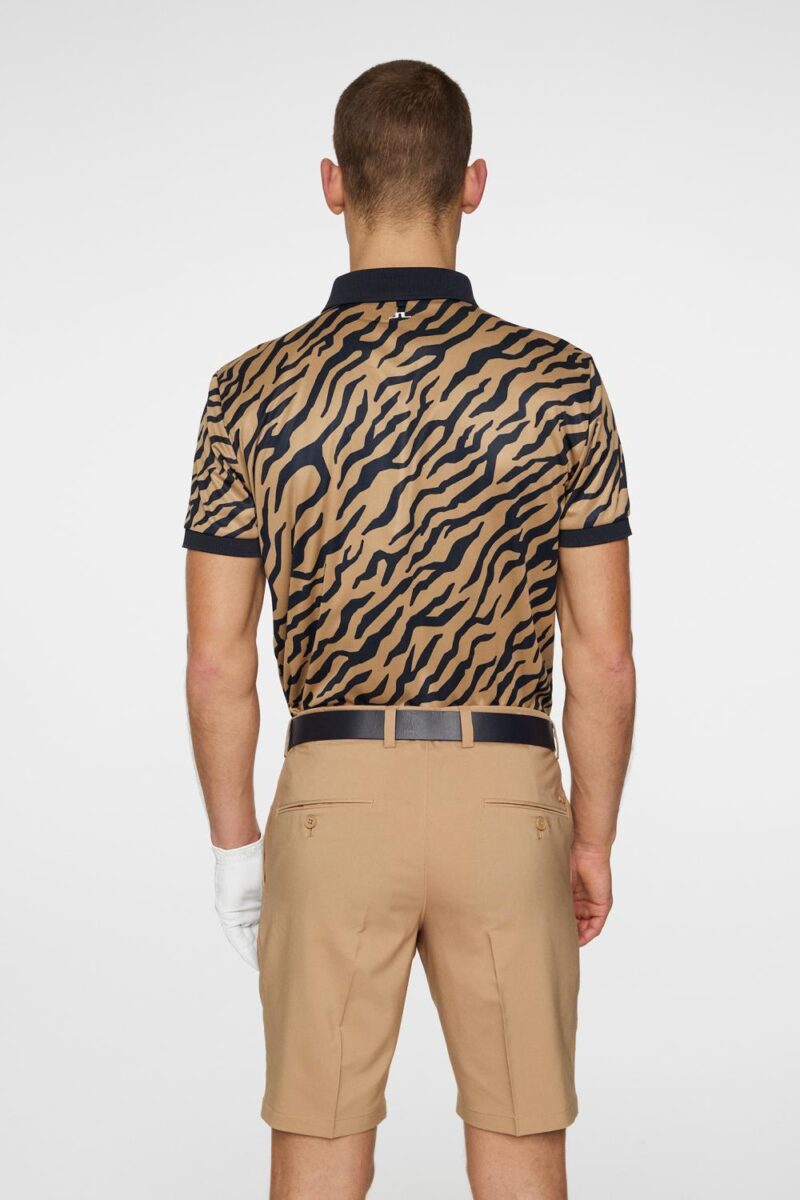 J.Lindeberg Golf Tour Tech Print Polo Tour Tiger Brown - Bilde 3