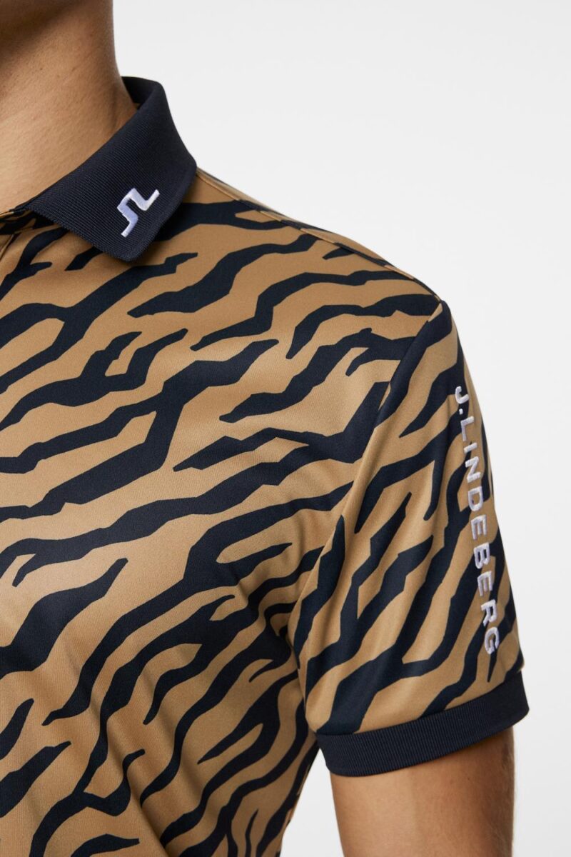 J.Lindeberg Golf Tour Tech Print Polo Tour Tiger Brown - Bilde 6