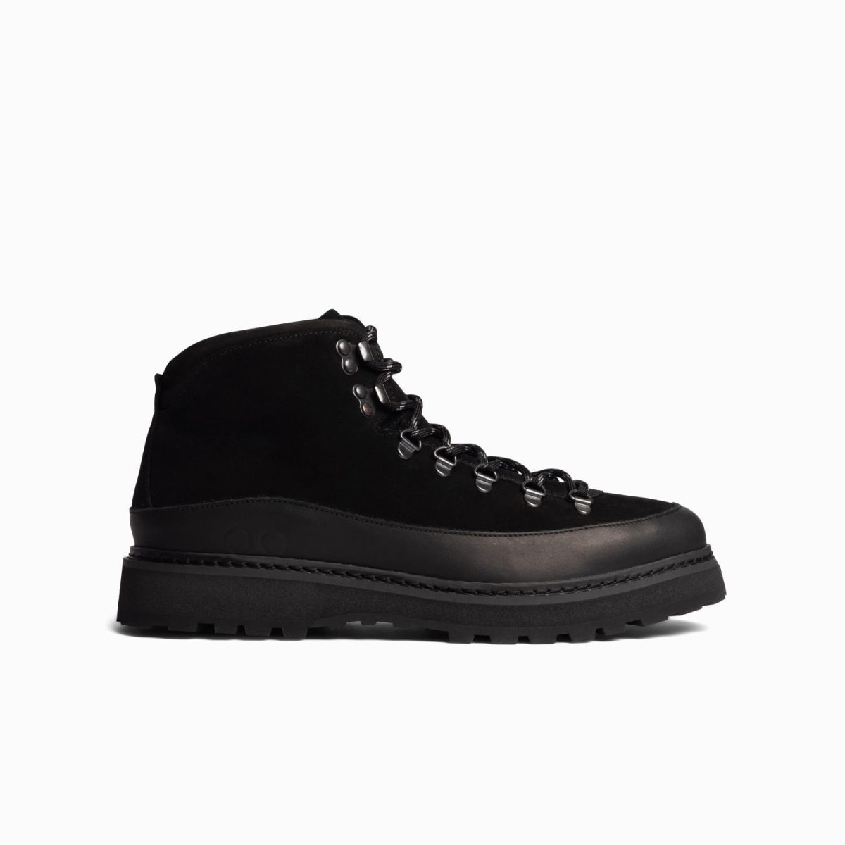 Core Cap Suede Black